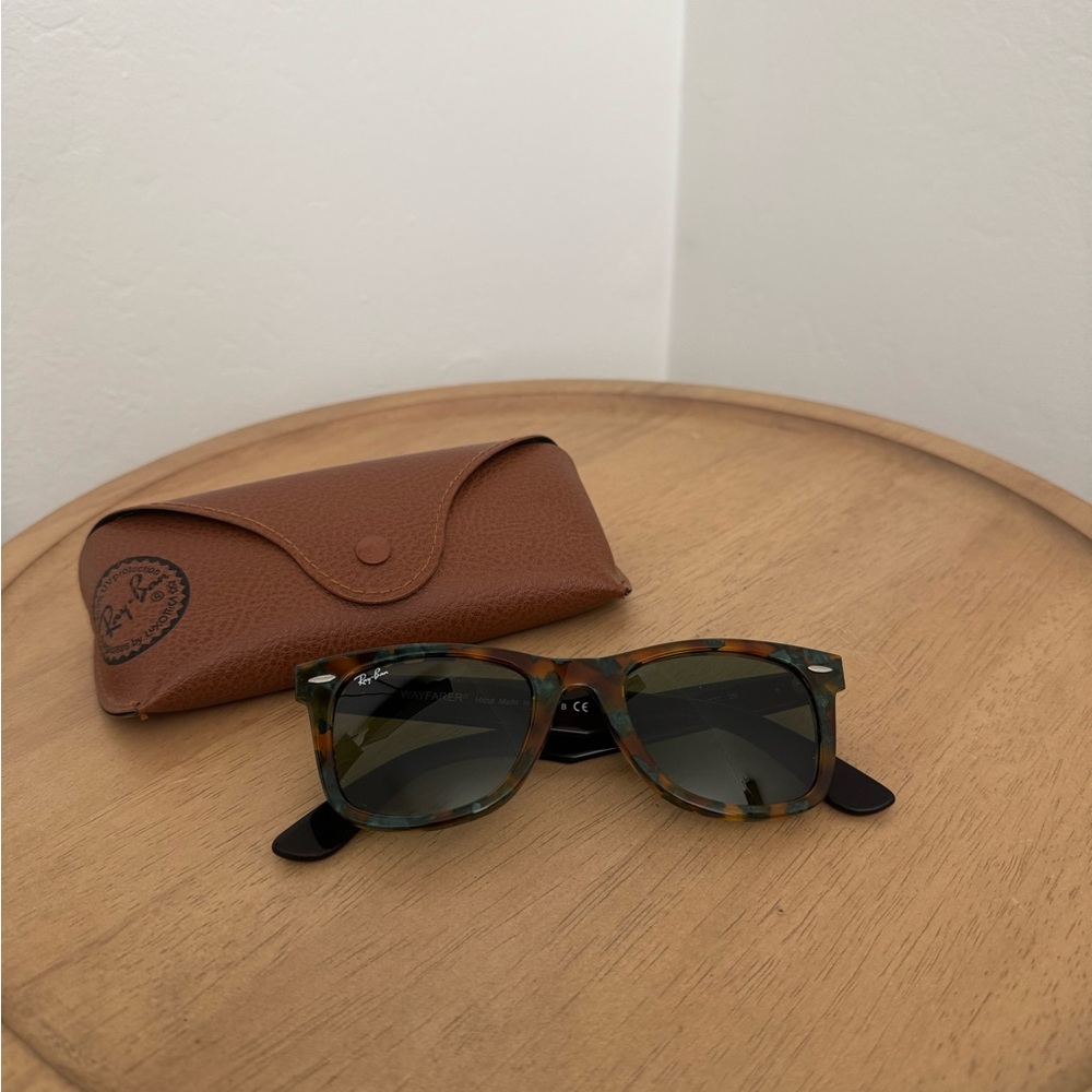 Ray-Ban Classic Tortoise Sunglasses